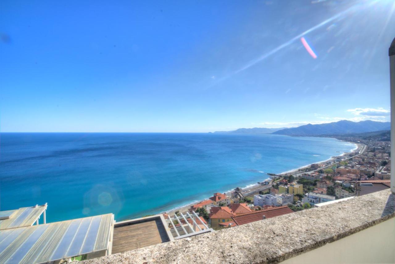 Villa Ischia Attico Sul Mare A Verezzi Borgio Verezzi Ngoại thất bức ảnh